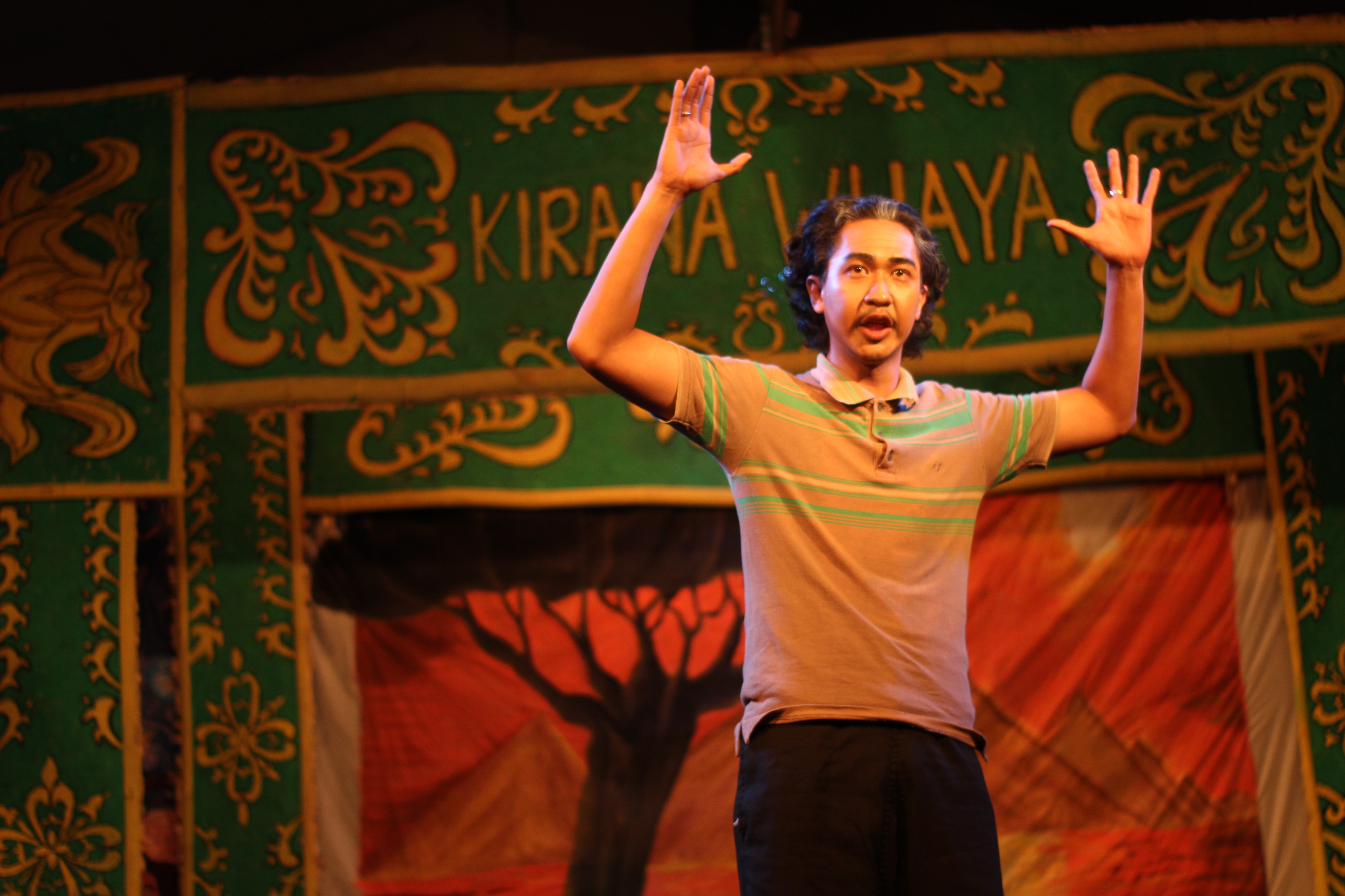 Adegan 1 Teater Ringin Conthong